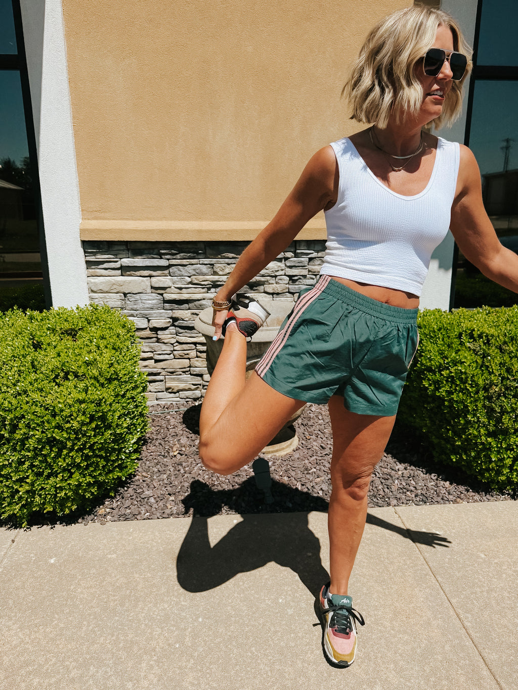 Seamless Reversible Tank - White
