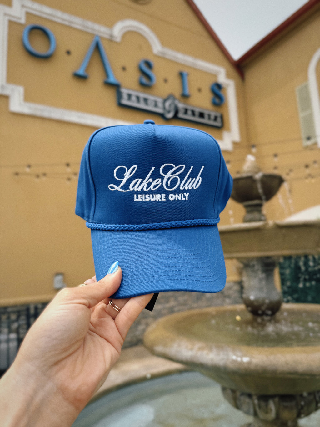 Lake Club Trucker